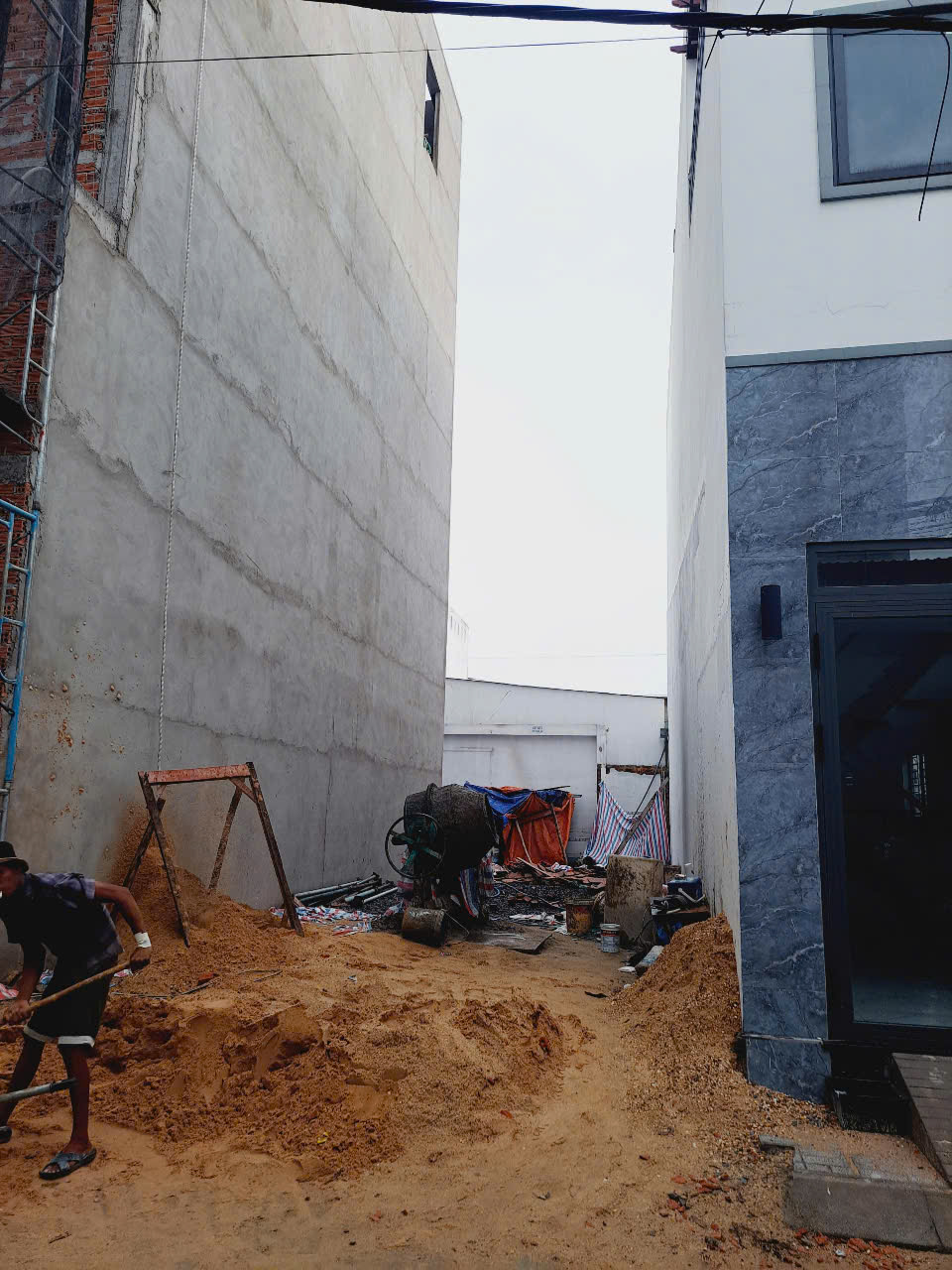 Bán đất Lê Văn Quới gần 4 xã giápTân Phú hẻm 8m thông 116m2 khu vực xây 5 Tầng 4tỷ 6 - Ảnh chính