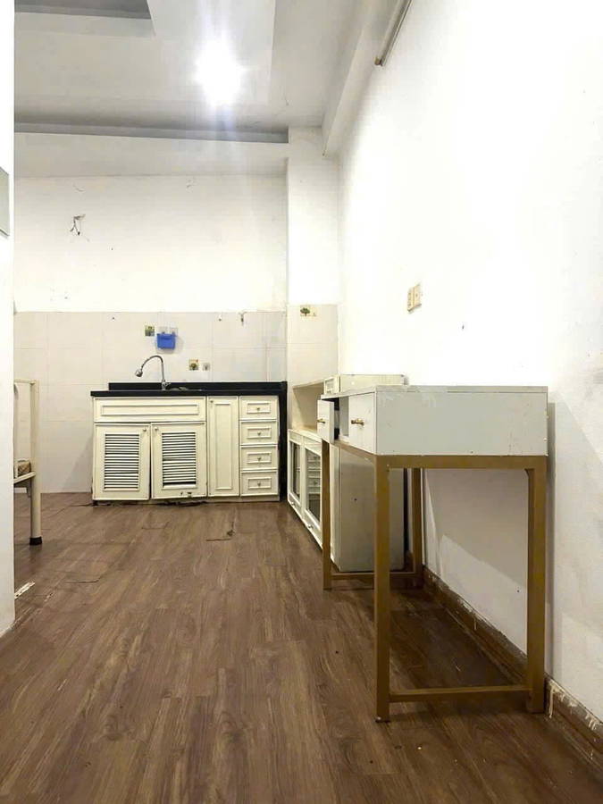 Bán Nhà Đê La Thành. Đống Đa. DT 45m2. MT 6m. 5 Tầng. Giá 6,68 Tỷ. - Ảnh 3