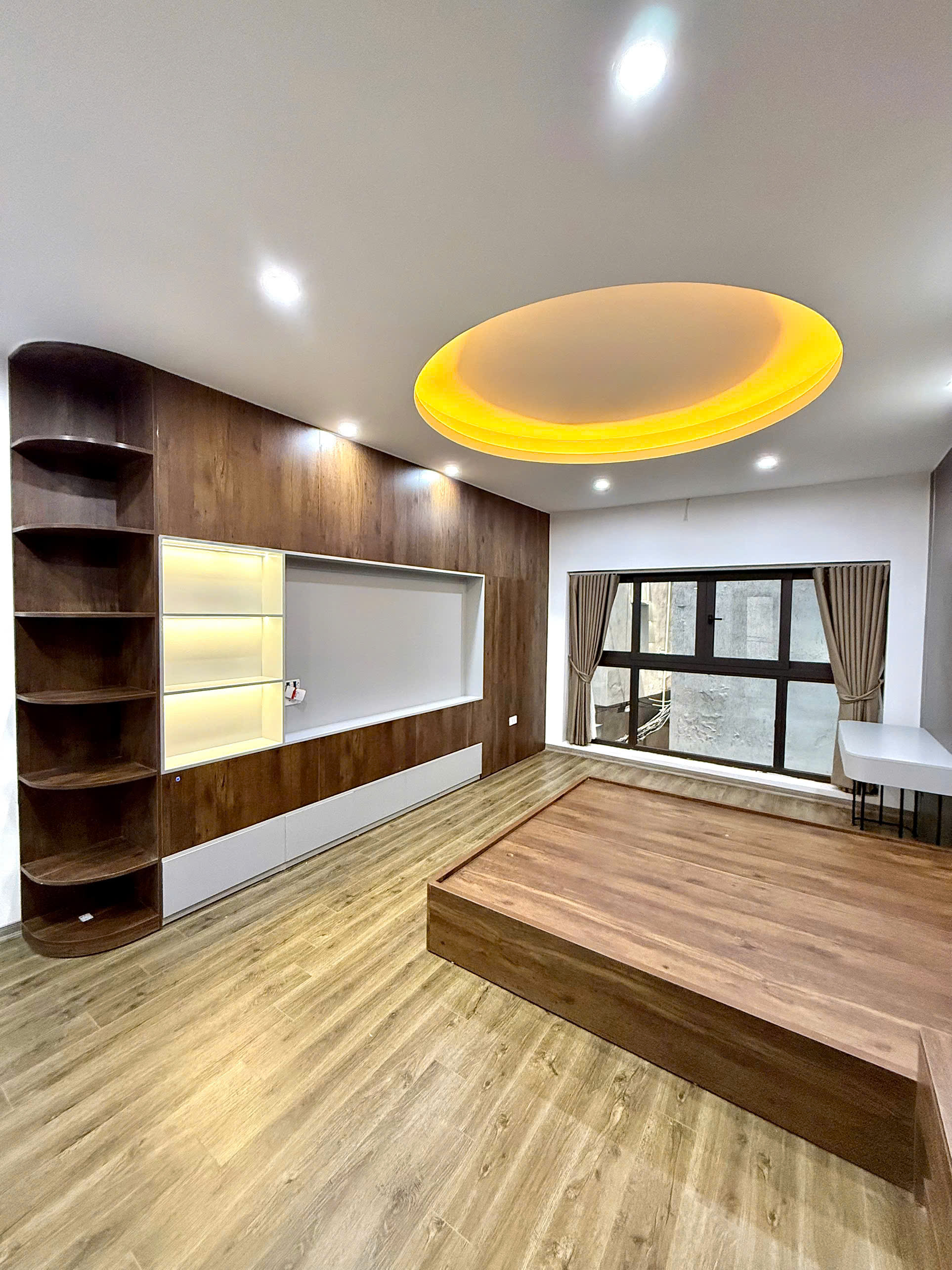 HIẾM,NHÀ LÔ GÓC PHƯƠNG CANH,GẦN OTO TRÁNH,40M2x5T,MT=5.5M, NHỈNH 6 TỶ - Ảnh 1