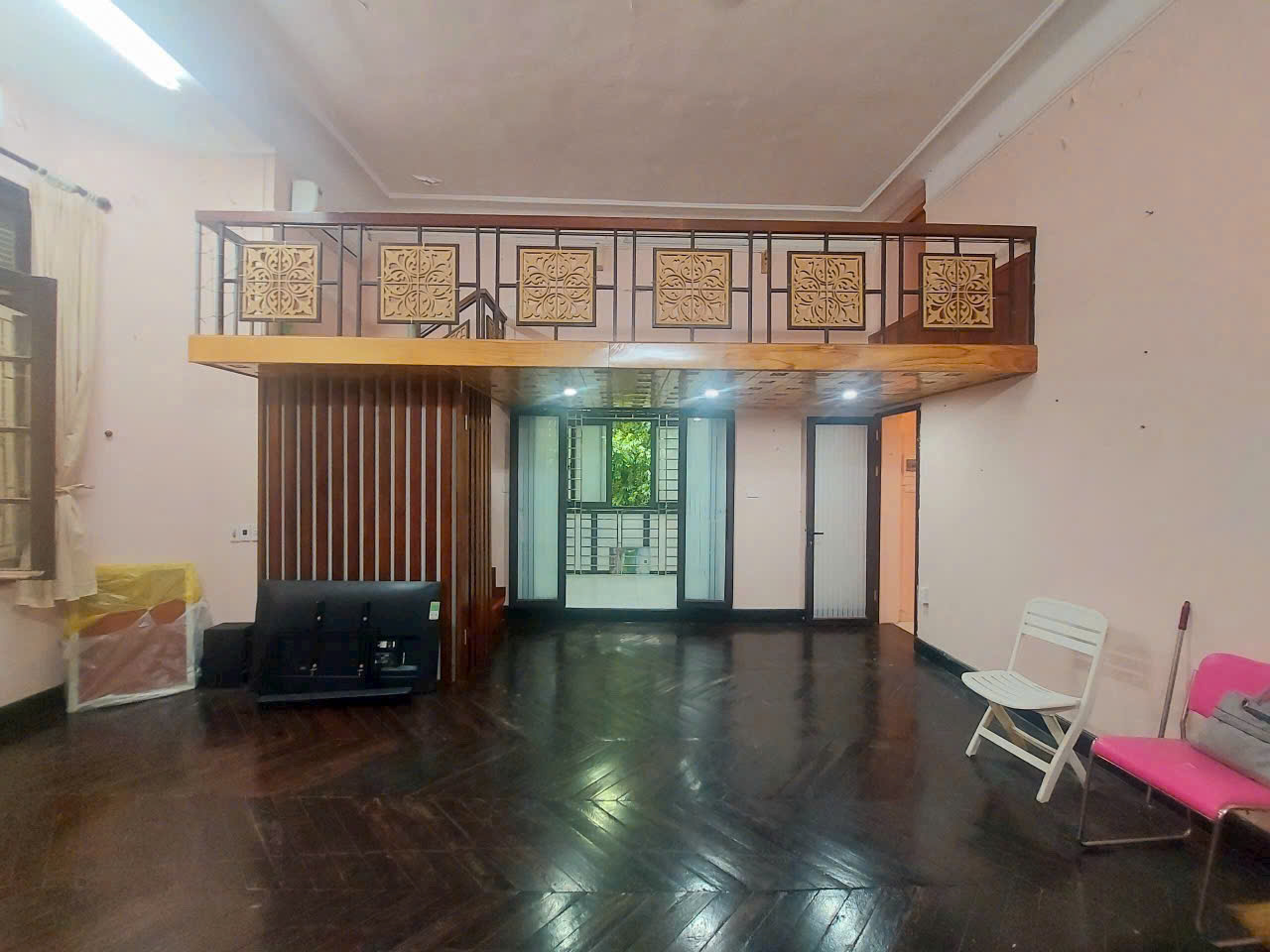 CHO THUÊ CĂN 2PN TẬP THỂ PHỐ QUÁN THÁNH - BA ĐÌNH - 70M2 - FULL NỘI THẤT, VÀO Ở NGAY - Ảnh 2