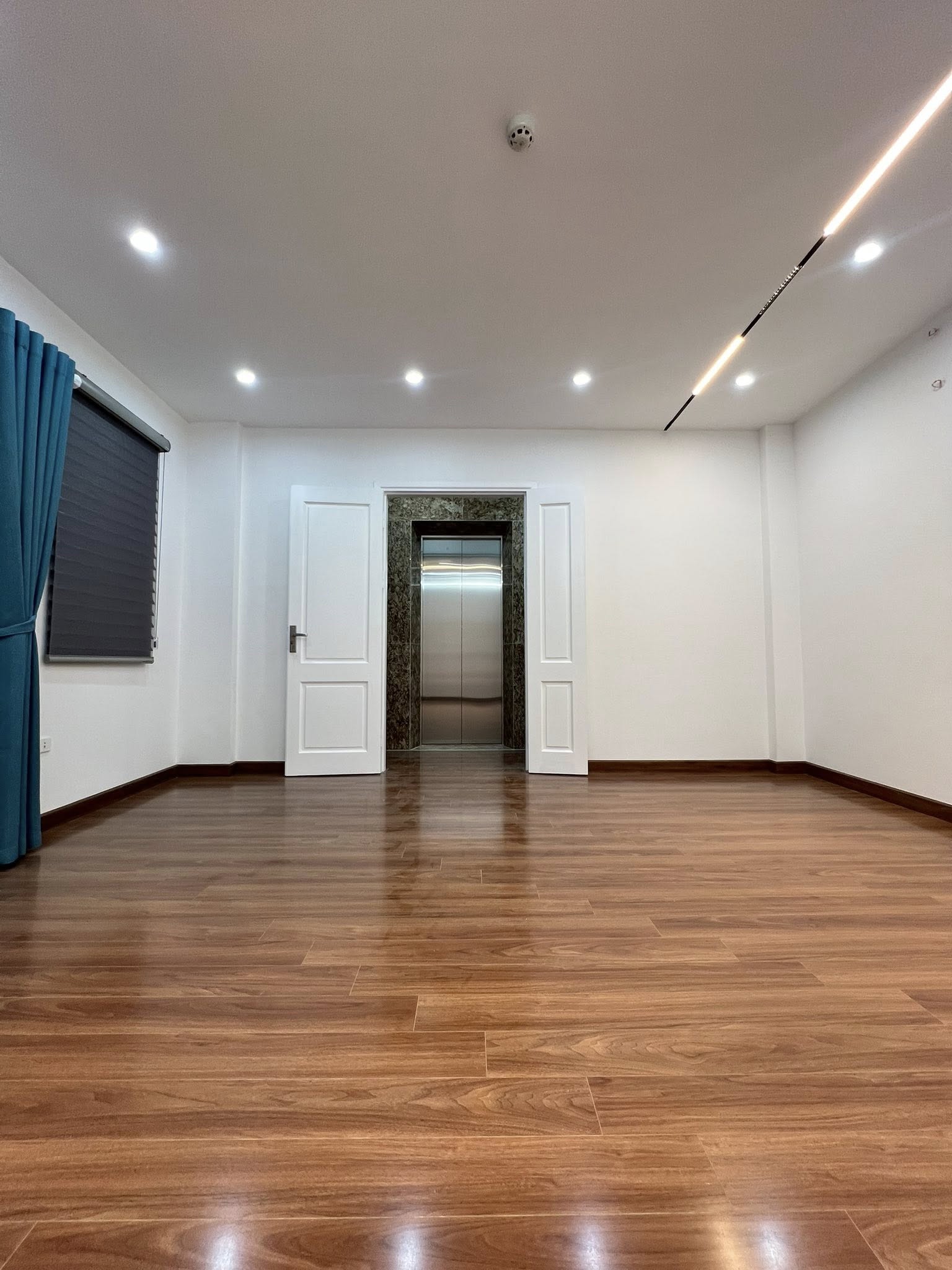 💥Kinh doanh vô địch, Mặt phố Cốm Vòng - Duy Tân 60/70m2 - 7T thang máy, 36 tỷ - Ảnh 1
