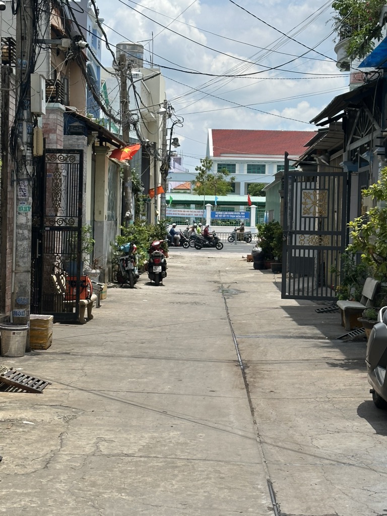 BÁN NHÀ KHU TÊN LỬA - AEON BÌNH TÂN - 124M2 - 8 X 15.5M - DÒNG TIỀN ỔN ĐỊNH - NHỈNH 16 TỈ - Ảnh 2