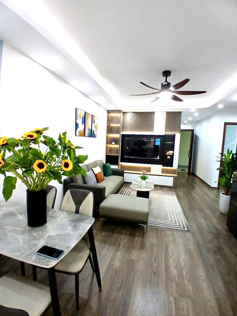 Căn hộ tầng thoáng 76m2 x 3 ngủ tại Linh Đàm, quận Hoàng Mai giá hạt rẻ - Ảnh chính