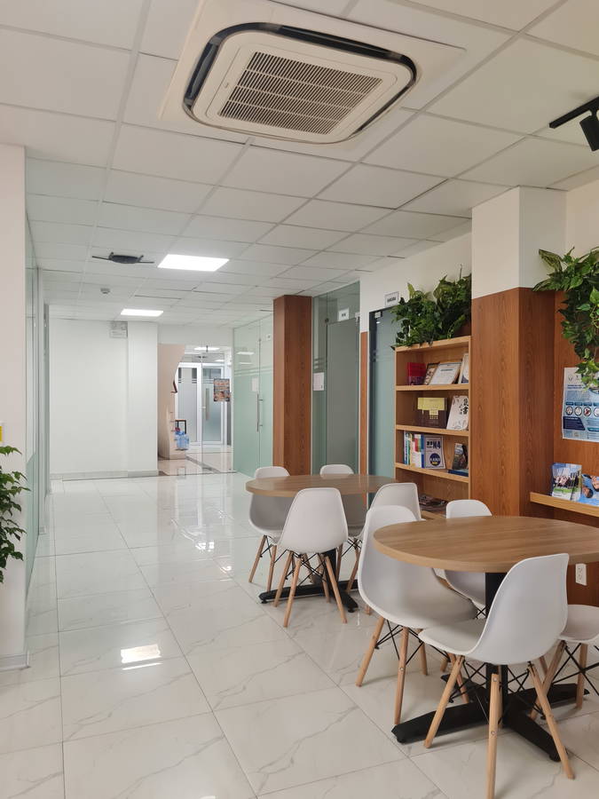 Bán Nhà Mặt Phố Hoàng Cầu. Đống Đa. Thang Máy. Ô Tô. Vỉa Hè. DT 216m2. Giá 110 Tỷ. - Ảnh 3