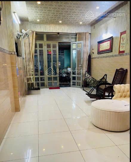 Bán nhà ngay Dương Bá Trạc - P. 2 - Quận 8 - ngang 4 x22 m, 4 tầng nhỉnh 10 tỷ - Ảnh 1