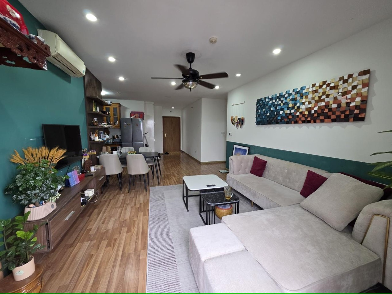 Căn hộ mặt đường Phùng Hưng – 2PN, 2 ban công, tặng full nội thất –3,5 tỷ - Ảnh chính