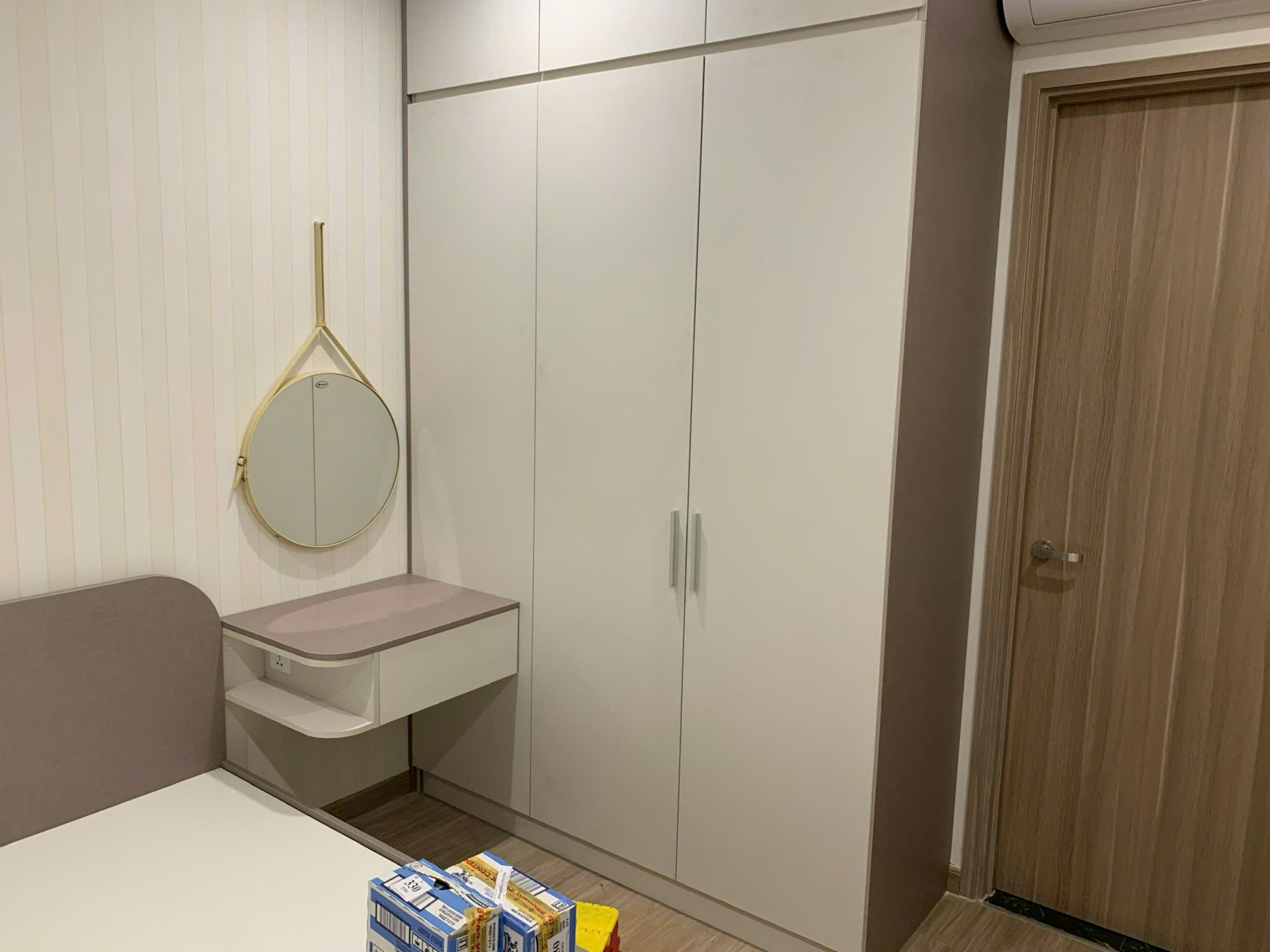 Cần bán gấp căn 2PN 67m2 khu RB, tặng full nội thất đầy đủ, view thoáng ko chắn, sẵn sổ giá 2tỷ8 - Ảnh 2