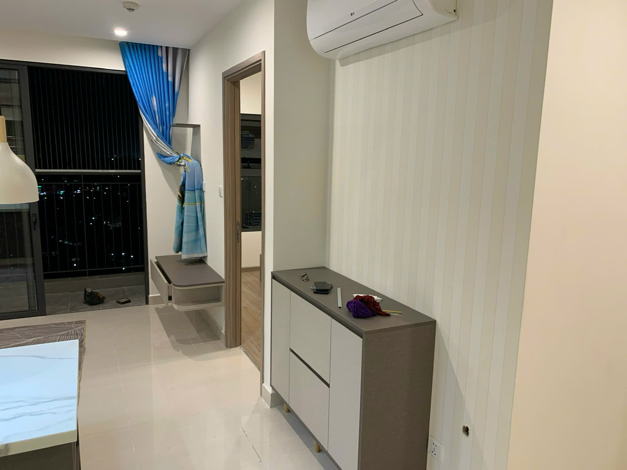 Cần bán gấp căn 2PN 67m2 khu RB, tặng full nội thất đầy đủ, view thoáng ko chắn, sẵn sổ giá 2tỷ8 - Ảnh 3