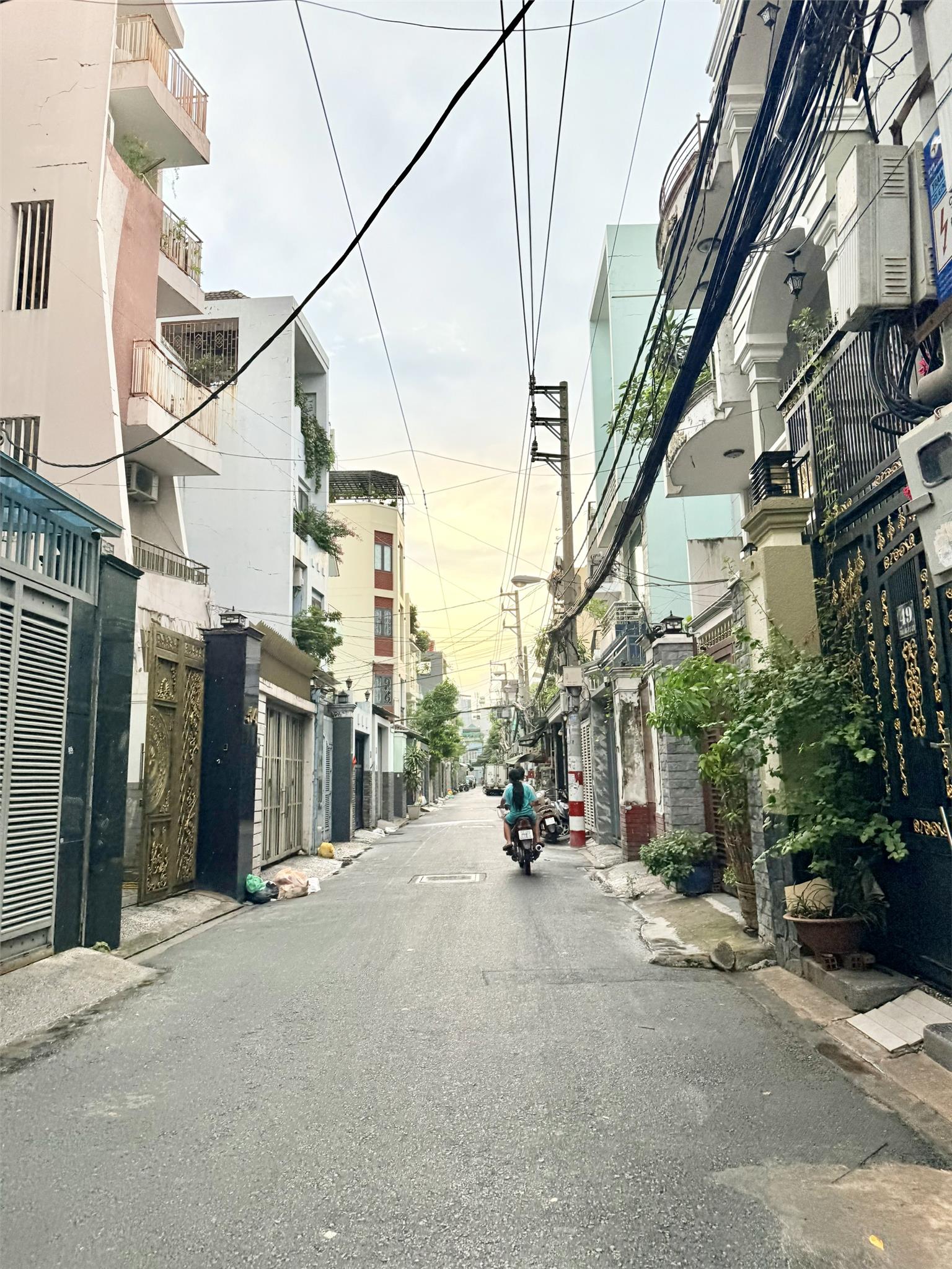 **Bán nhà HXH Cách Mạng Tháng 8,  phường 4, Tân Bình; (4*16) 2 tầng - Ảnh 4