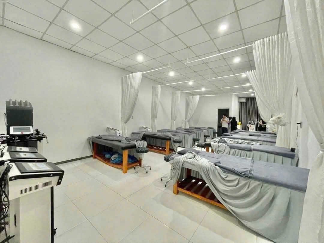 📌 CHO THUÊ NHÀ 4 TẦNG MẶT TIỀN TRUNG TÂM THÀNH PHỐ GẦN NGÃ 6 - Ảnh 4