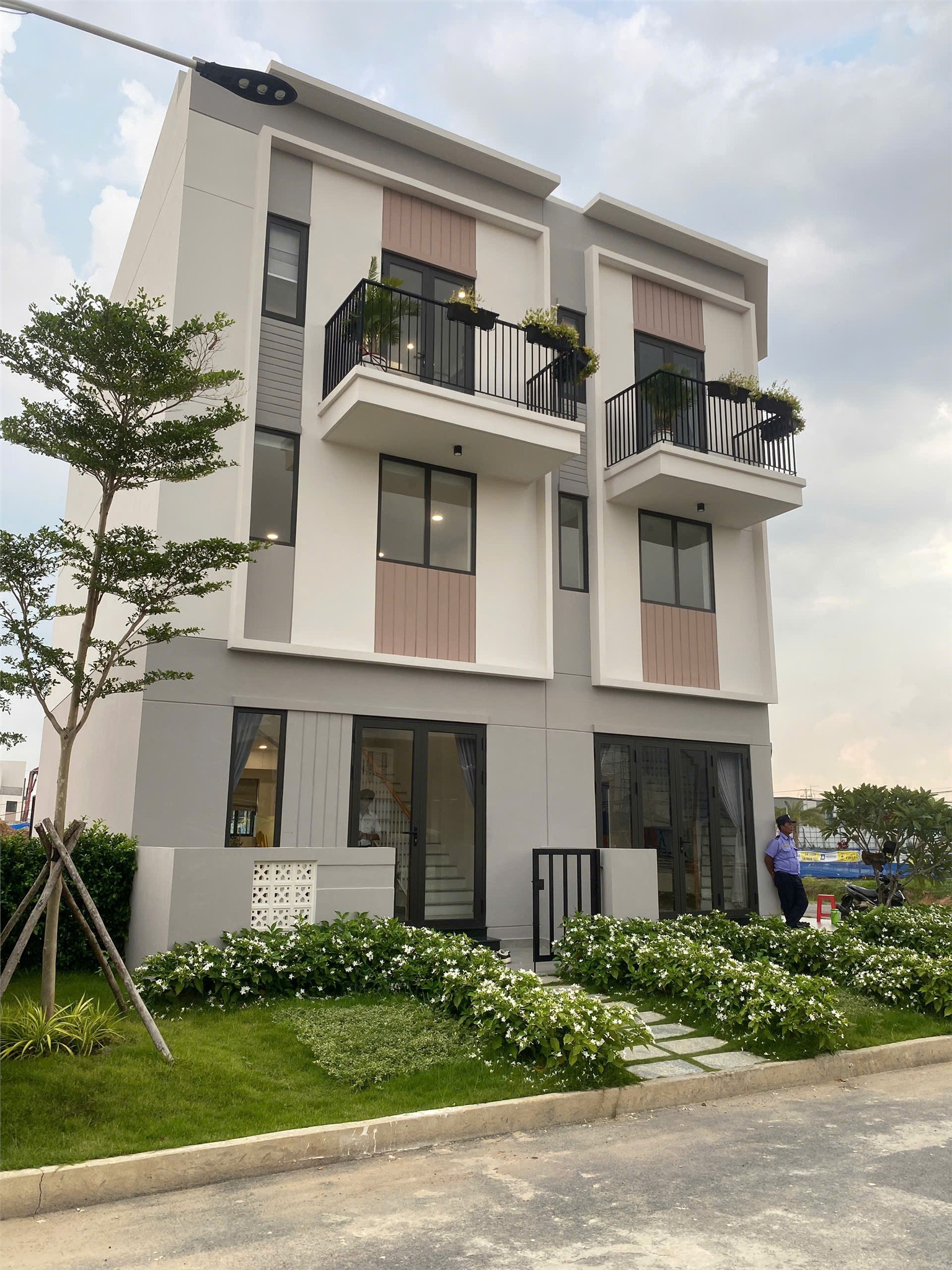 Đầu Tư Bền Vững Với Nhà Ở Xã Hội Vị Trí Đẹp, Pháp Lý Rõ Ràng, Thanh Khoản Tốt - Ảnh chính