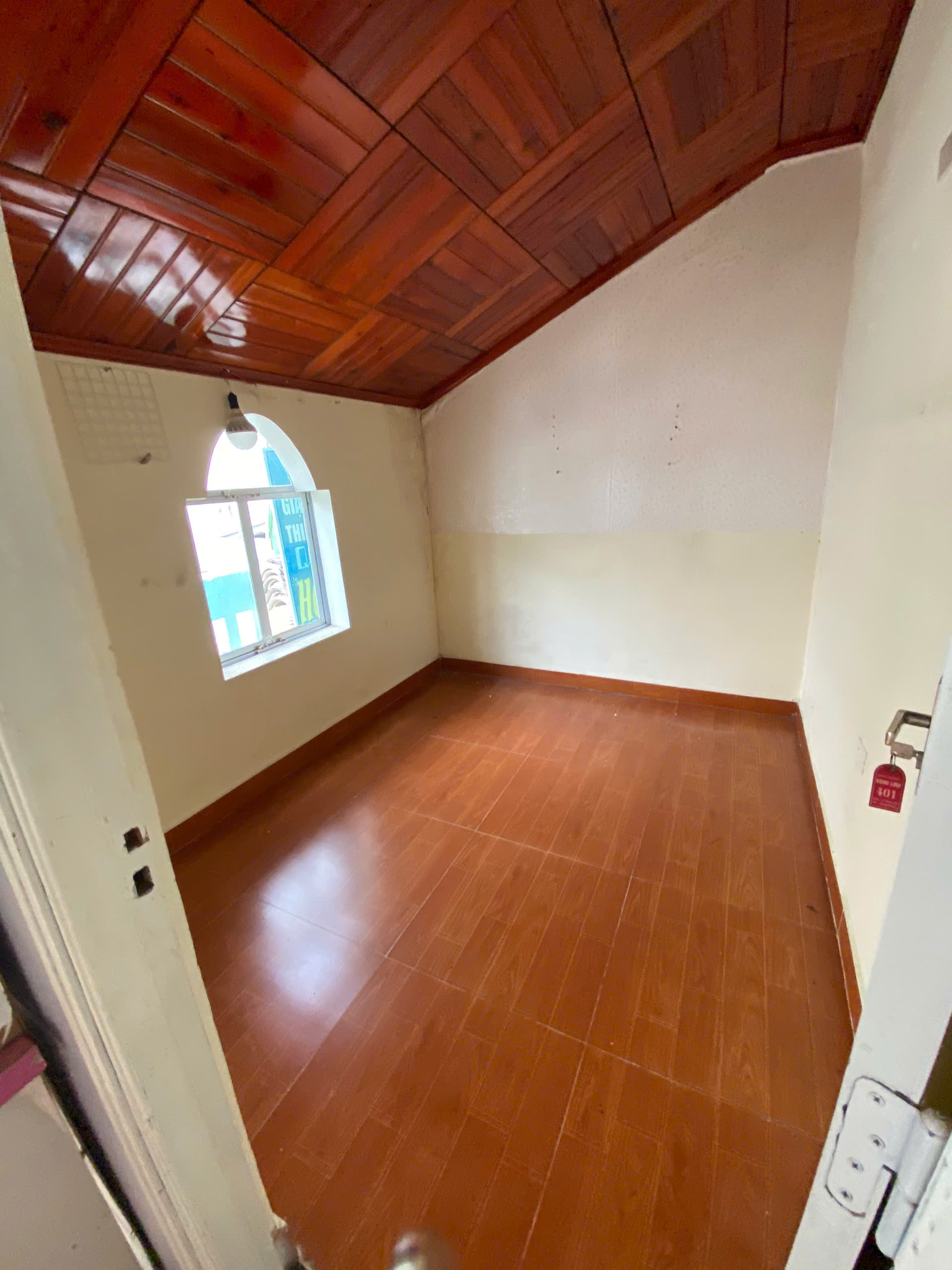 Bán nhà 4 tầng 2 mặt tiền đường tại Lý Nam Đế P8. - Ảnh 2