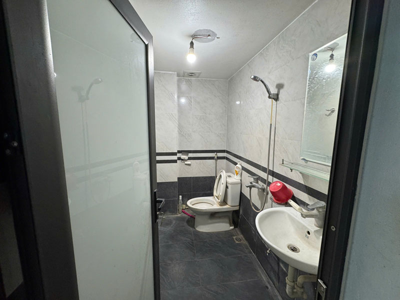 Cần bán 93m2 nhà 4 tầng mặt phố 36 Cổ Linh. Đường 15m, gần đường quy hoạch 25m - Ảnh 1