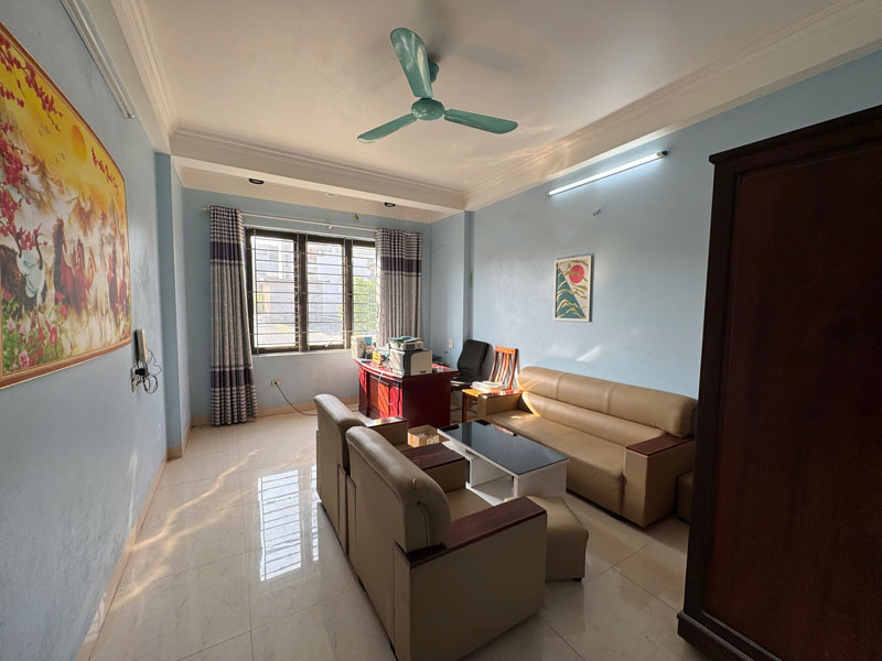 Cần bán 93m2 nhà 4 tầng mặt phố 36 Cổ Linh. Đường 15m, gần đường quy hoạch 25m - Ảnh 3