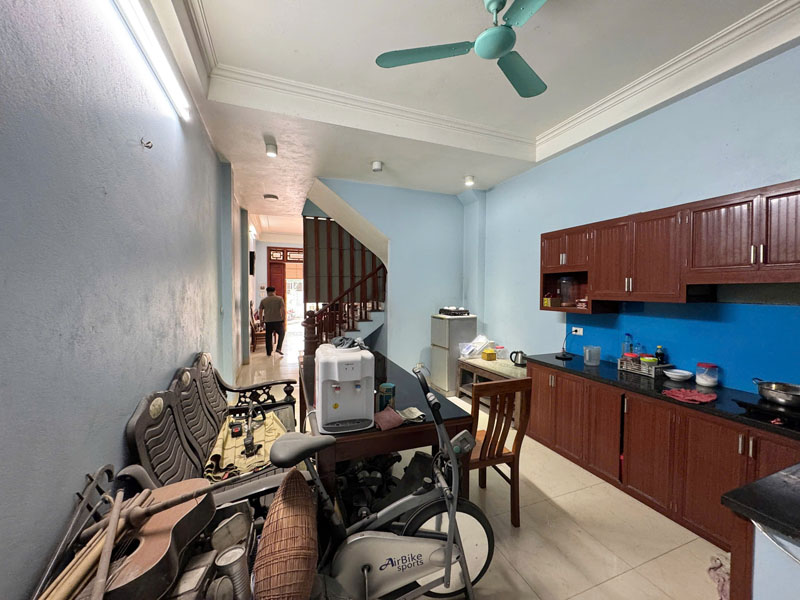 Cần bán 93m2 nhà 4 tầng mặt phố 36 Cổ Linh. Đường 15m, gần đường quy hoạch 25m - Ảnh 5