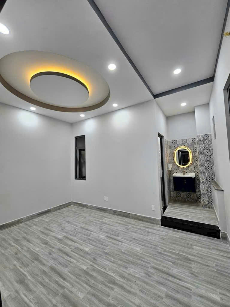 HUỲNH TẤN PHÁT P. Phú Thuận Phú Mỹ Hưng vip Q7 <br><br>NGANG 5 DÀI 14  XÂY MỚI 4 TẤM CÓ 7 TỶ XE HƠI - Ảnh 4