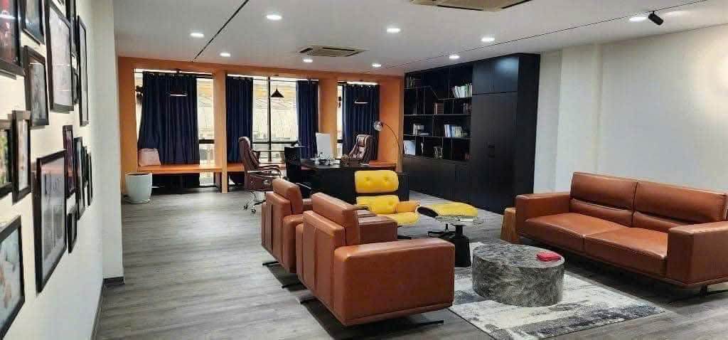 BÁN NHÀ LẠC LONG QUÂN, PHÂN LÔ, ÔTÔ TRÁNH, VỈA HÈ, KINH DOANH, 91M2  GIÁ 28 TỶ 450 - Ảnh 2