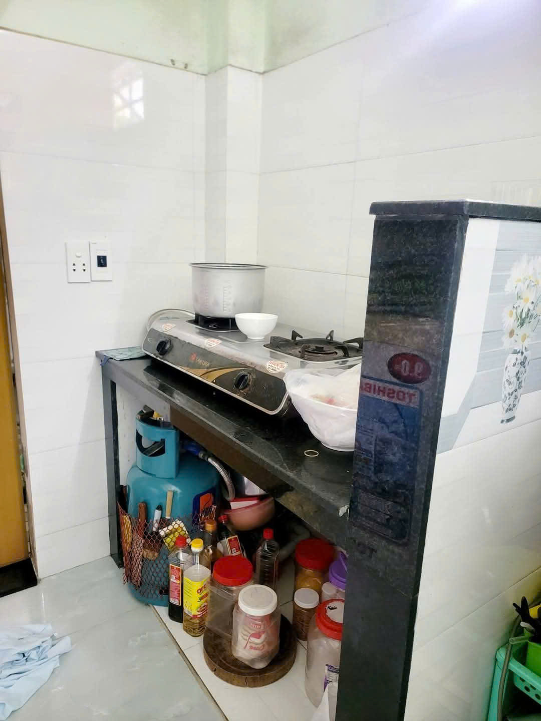► Nhà 2 tầng đúc Kiệt Thẳng ra Nguyễn Trãi, gần Triệu Nữ Vương, sổ hoàn công, 1.63 tỷ - Ảnh 2