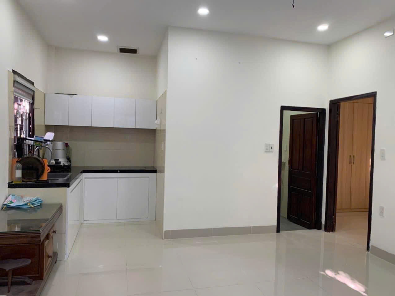 Bán Nhà 2 mặt tiền tổ 22 Hòn Chồng - Vĩnh Hải <br> Diện tích : 97,5m2 Giá chỉ : 3ty5 lh : 0905724084 - Ảnh chính