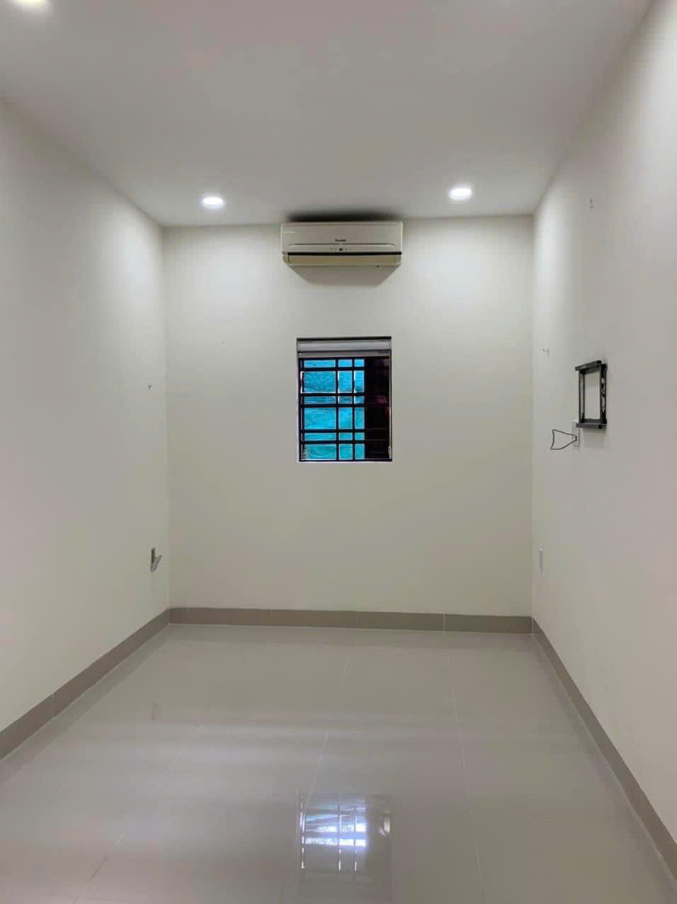 Bán Nhà 2 mặt tiền tổ 22 Hòn Chồng - Vĩnh Hải <br> Diện tích : 97,5m2 Giá chỉ : 3ty5 lh : 0905724084 - Ảnh 1