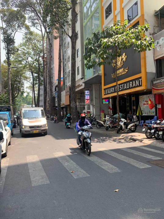 Kẹt Bank Bán Toà Nhà Ngay Nguyễn Minh Hoàng Q.Tân Bình - 8x20 - Hầm 7 Tầng- Giá 36Tỷ. - Ảnh chính