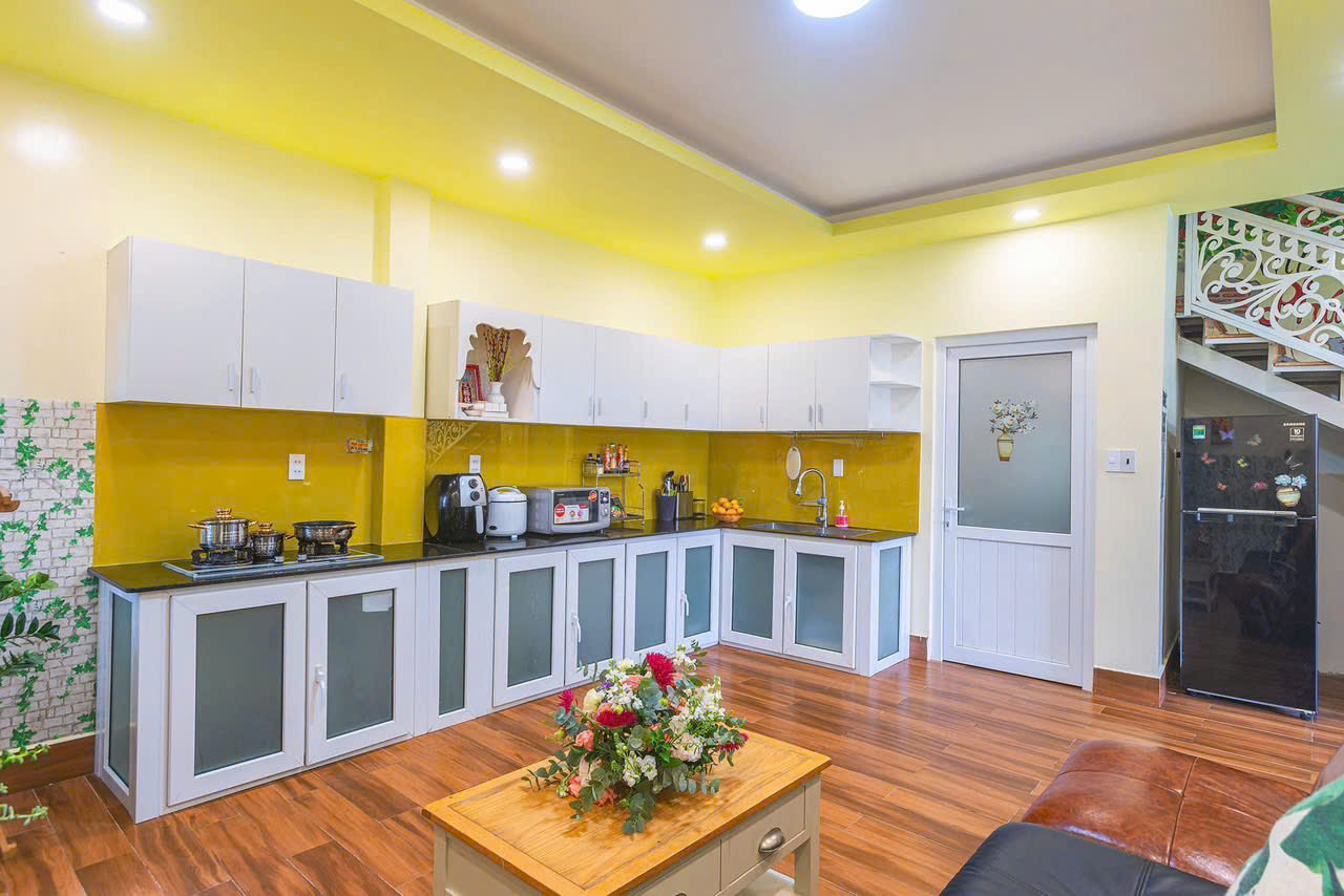 BÁN VILLA SÂN VƯỜN 8 PHÒNG-GẦN HÃNG HYUNDAI ĐÀ LẠT ĐÀ LẠT-HẺM ĐƯỜNG 3 THÁNG 4 PHƯỜNG 3 TP ĐÀ LẠT - Ảnh 2