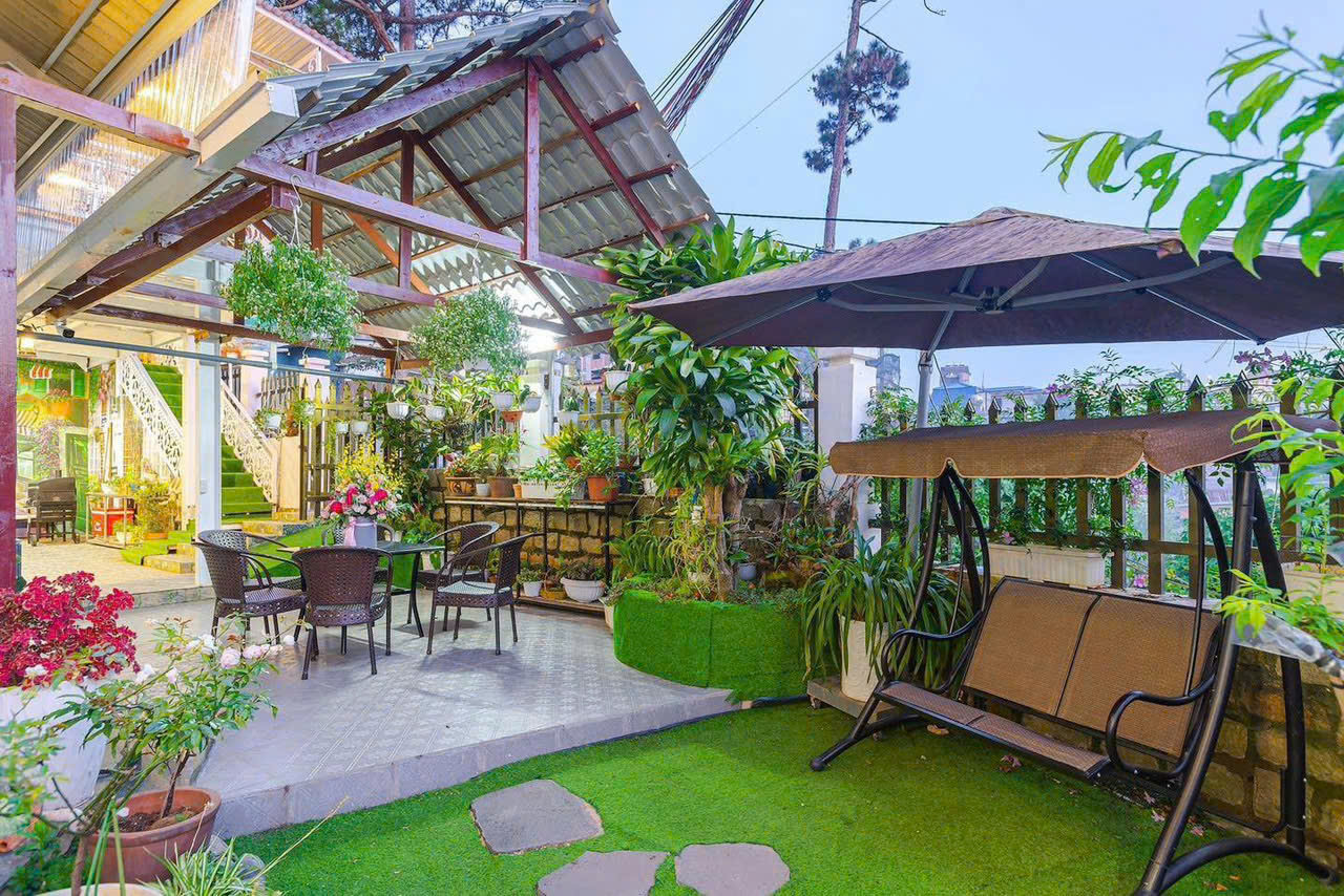 BÁN VILLA SÂN VƯỜN 8 PHÒNG-GẦN HÃNG HYUNDAI ĐÀ LẠT ĐÀ LẠT-HẺM ĐƯỜNG 3 THÁNG 4 PHƯỜNG 3 TP ĐÀ LẠT - Ảnh 4