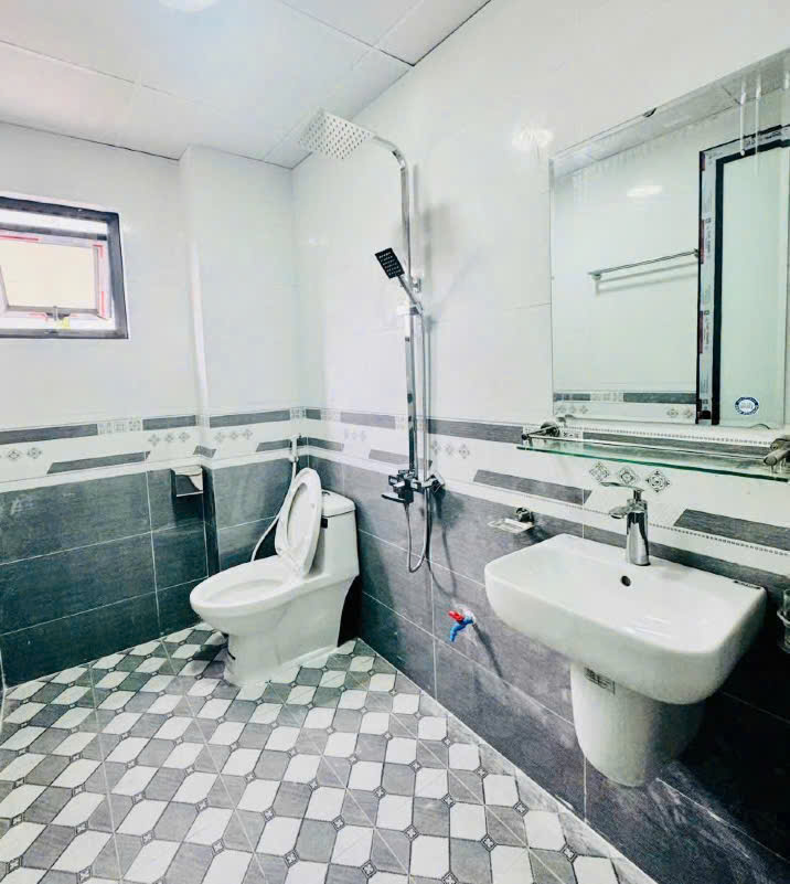 BÁN NHÀ RẺ KHÔNG TƯỞNG 5T HÀ ĐÔNG LẠI ĐẸP VÀ HẠT DẺ NHƯ NÀY, Ô TÔ ĐỖ NHỈNH 4TY. - Ảnh 5