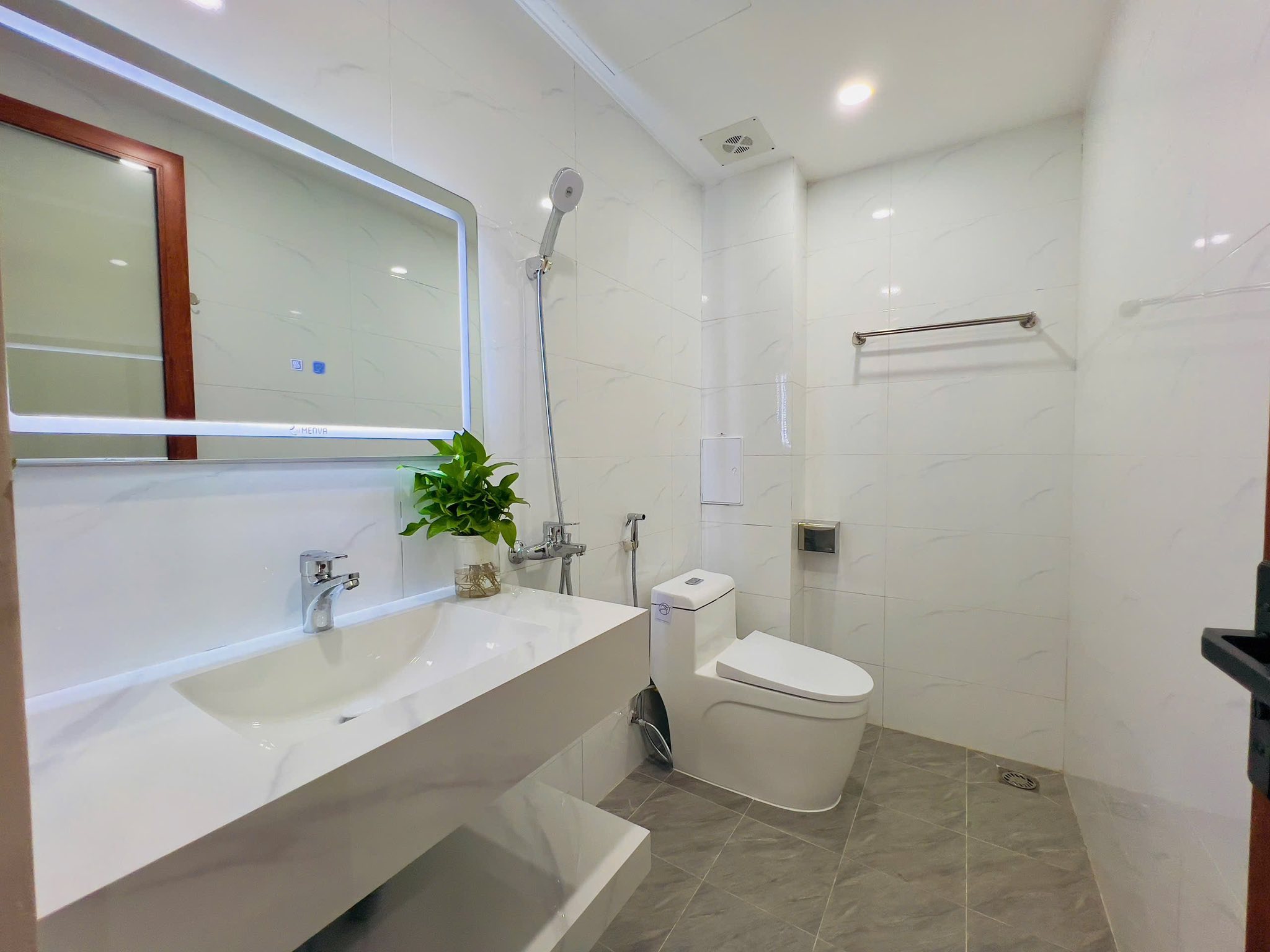 THANH XUÂN -NHÀ MẶT PHỐ - 8 TẦNG THANG MÁY - NHÀ ĐẸP BẤT CHẤP KHÔNG ĐIỂM CHÊ - KINH DOANH BẤT CHẤP - Ảnh chính