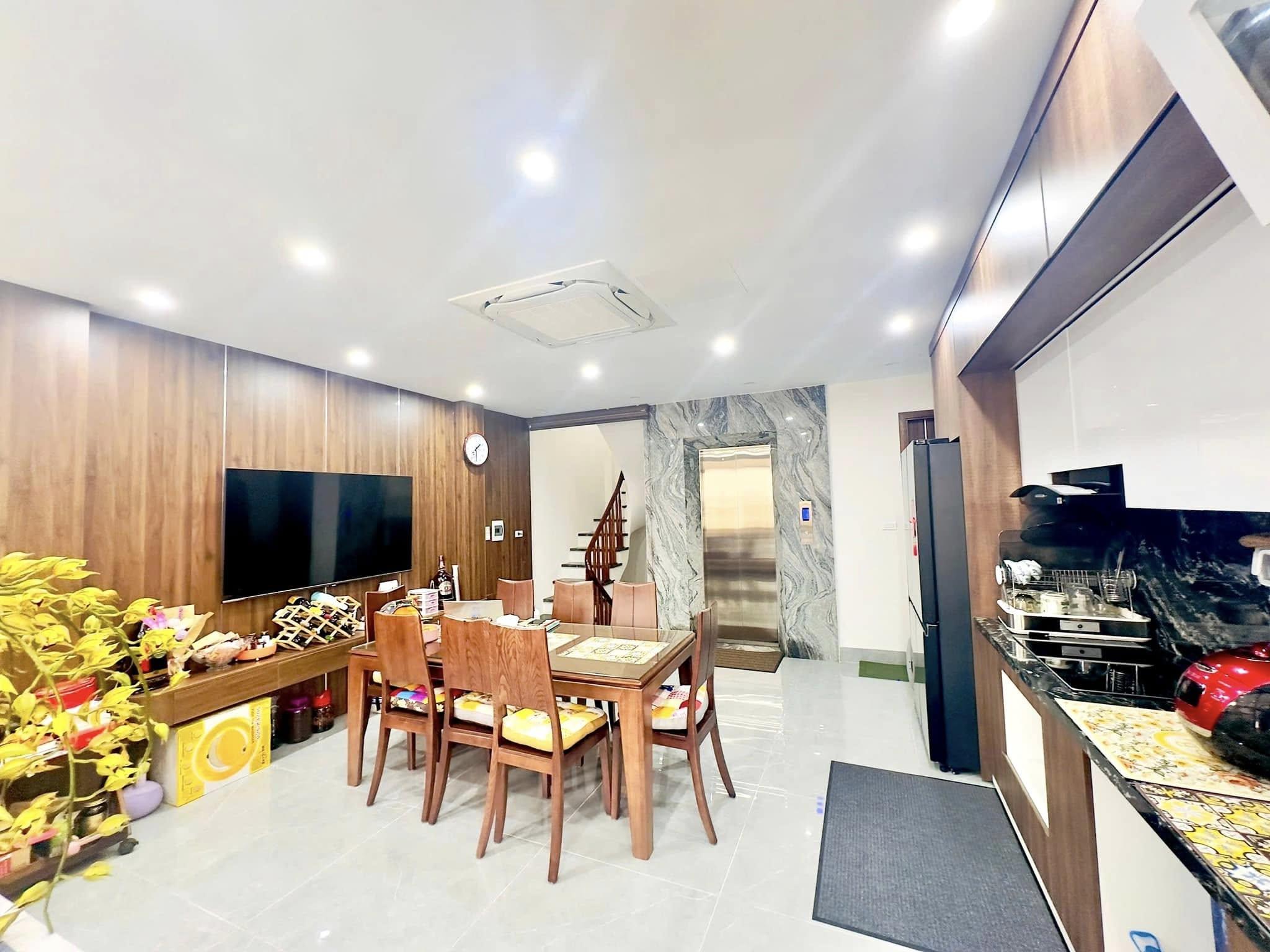 Bán nhà  LẠC LONG QUÂN  oto tránh thangmáy - kinh doanh –văn phòng- 95 M 6tầng 27.2 tỷ - Ảnh 1