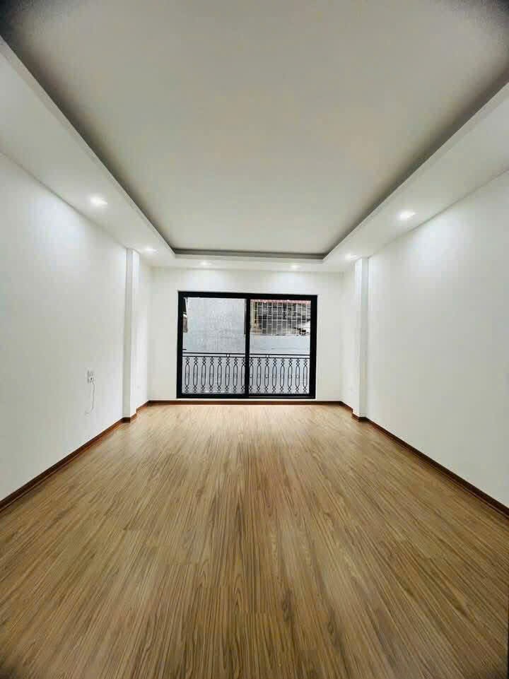 Đống Đa 35m2 x 6 tầng thang máy xây mới. Cách Ô tô hơn 50M. - Ảnh 2