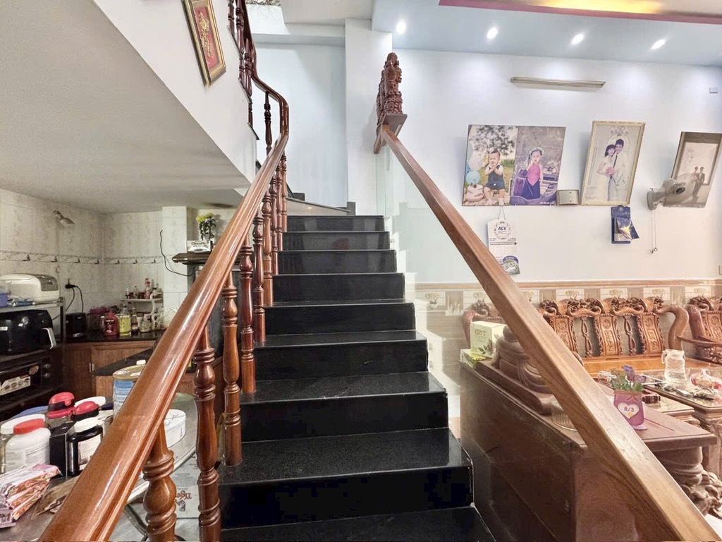 MẶT TIỀN KINH DOANH - GIÁP NGUYỄN OANH & NG.V.LƯỢNG - ĐG 6M THÔNG - 60M² - 3 TẦNG CHỈ HƠN 7 TỶ - Ảnh 3