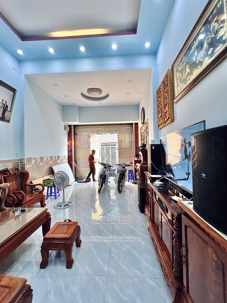 MẶT TIỀN KINH DOANH - GIÁP NGUYỄN OANH & NG.V.LƯỢNG - ĐG 6M THÔNG - 60M² - 3 TẦNG CHỈ HƠN 7 TỶ - Ảnh 2