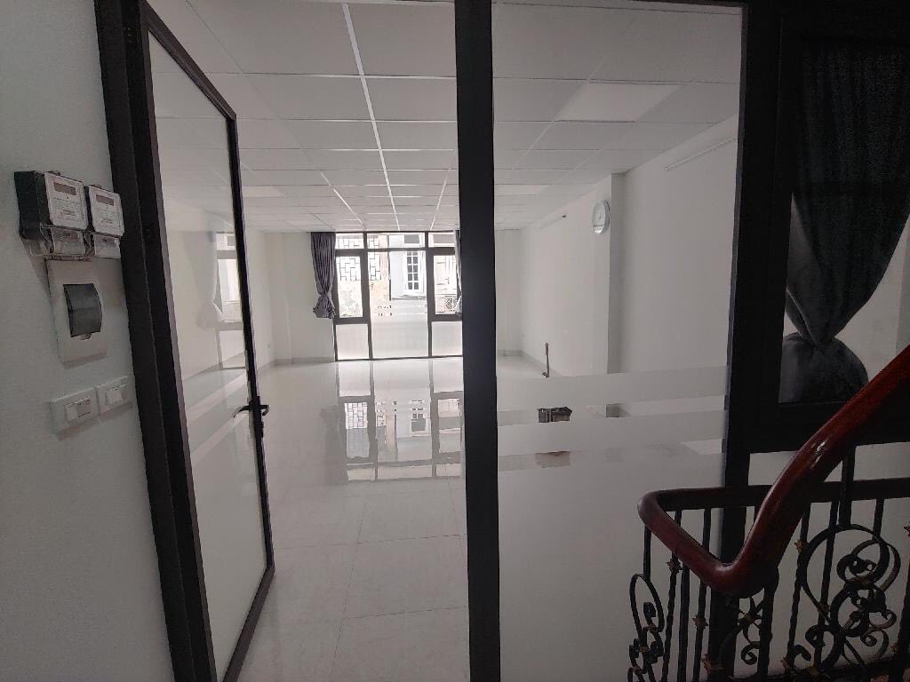 Toà nhà văn phòng Lạc Trung 85m2, 8 tầng, thang máy phân lô VIP trung tâm quận Hai Bà Trưng -  phố - Ảnh 3