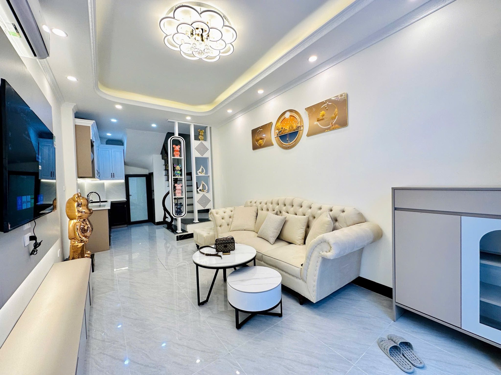 BÁN NHÀ VĨNH HƯNG – HOÀNG MAI – Ô TÔ VÀO NHÀ – ĐƯỜNG THÔNG TỨ NGẢ – GIÁ CHỈ NHỈNH 6 TỶ.<br>Diện tích: - Ảnh 2