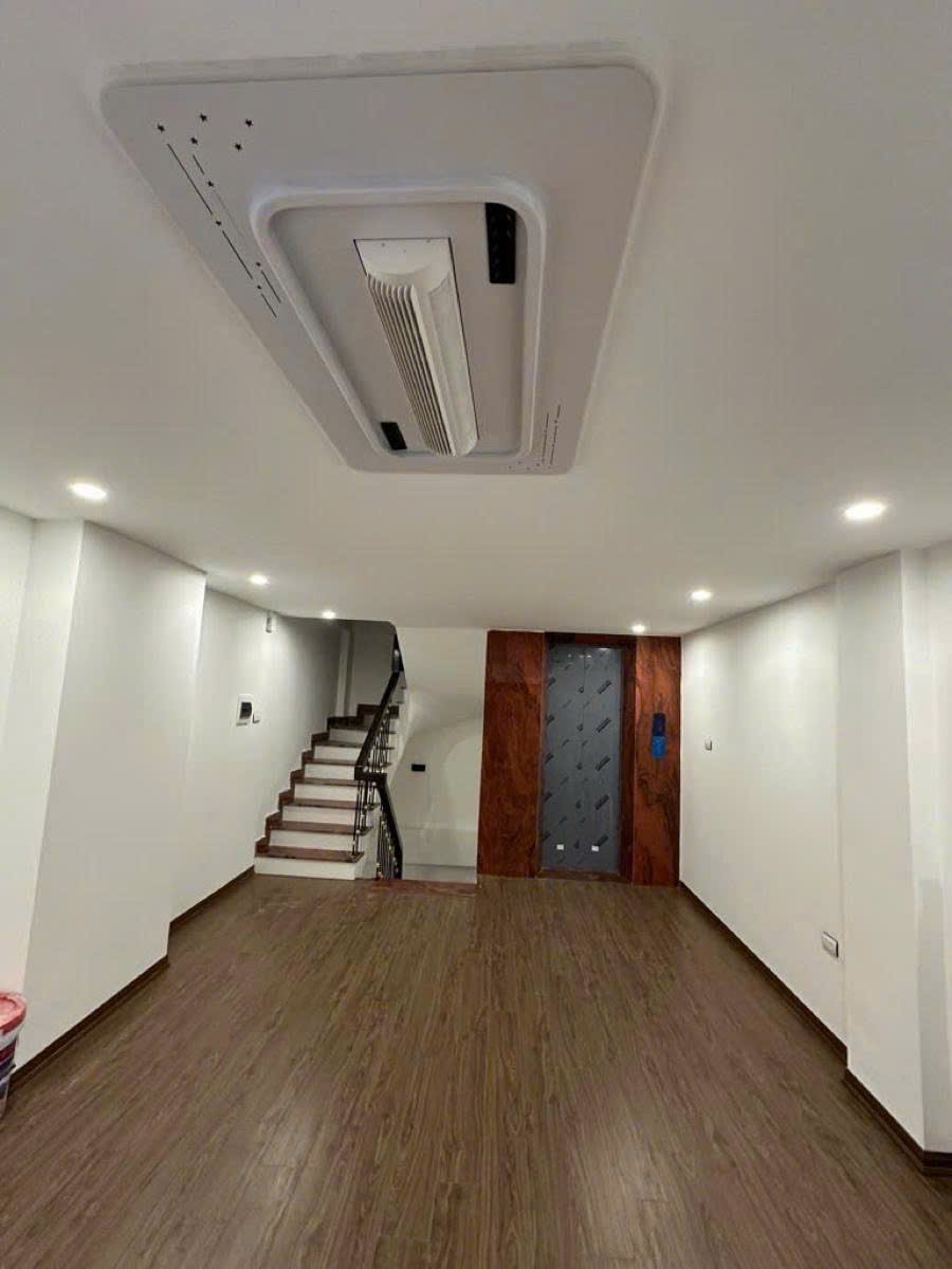 NHÀ PHƯƠNG MAI - Ô TÔ THANG MÁY- KINH DOANH DT 44m2 7 tầng Giá 23 tỷ - Ảnh chính