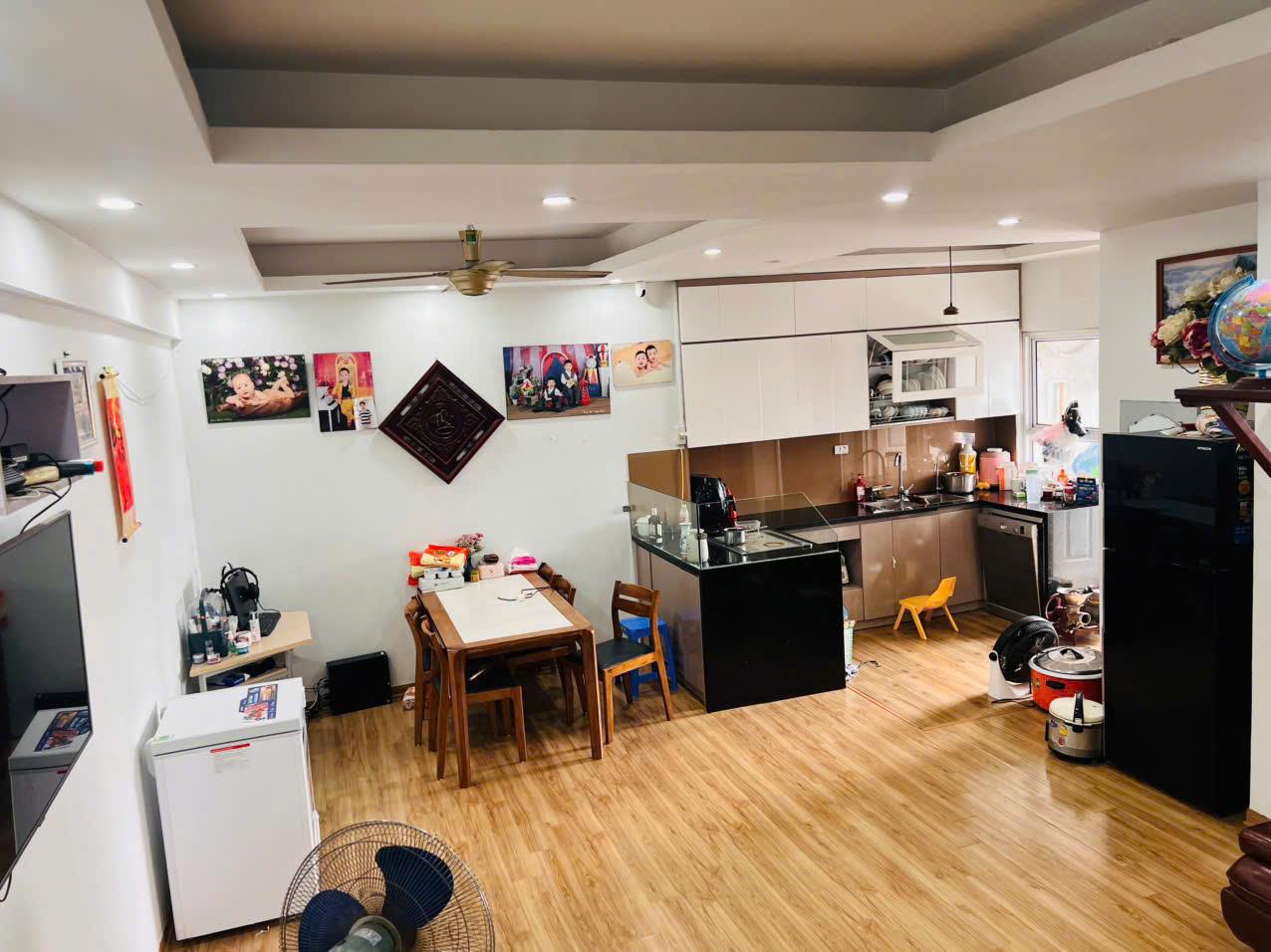 CHÍNH CHỦ BÁN CHCC TẠI TRUNG TÂM KĐT XA LA  HÀ ĐÔNG 99,5 M2, ĐỂ LẠI TOÀN BỘ NỘI THẤT, NHỈNH 4 TỶ - Ảnh chính
