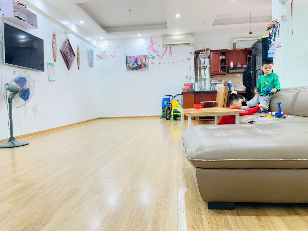 CHÍNH CHỦ BÁN CHCC TẠI TRUNG TÂM KĐT XA LA  HÀ ĐÔNG 99,5 M2, ĐỂ LẠI TOÀN BỘ NỘI THẤT, NHỈNH 4 TỶ - Ảnh 3