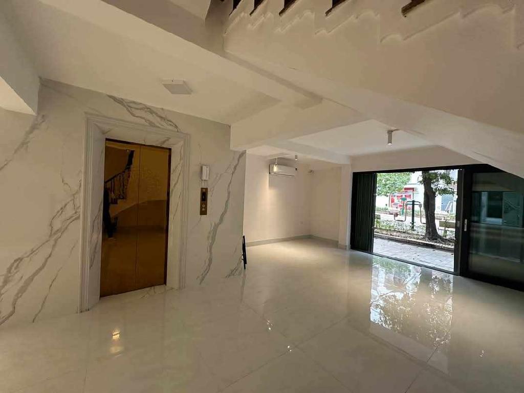 Bán nhà VIP Hoàng Ngân, vỉa hè, ô tô tránh, ở kết hợp KD, 2 mặt thoáng, chỉ 70 tỷ - Ảnh 1