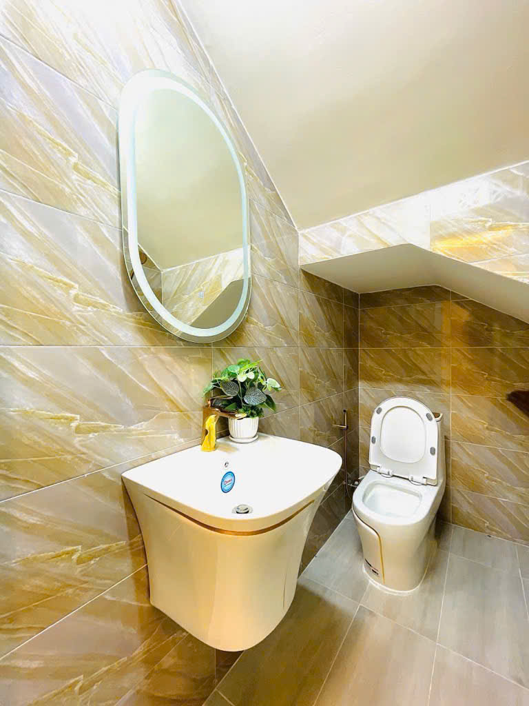 NHÀ SÁT MẶT TIỀN NGUYỄN TƯ GIẢN P12 GV , 5X9 , NHỈNH HƠN 7 TỎI - Ảnh 5