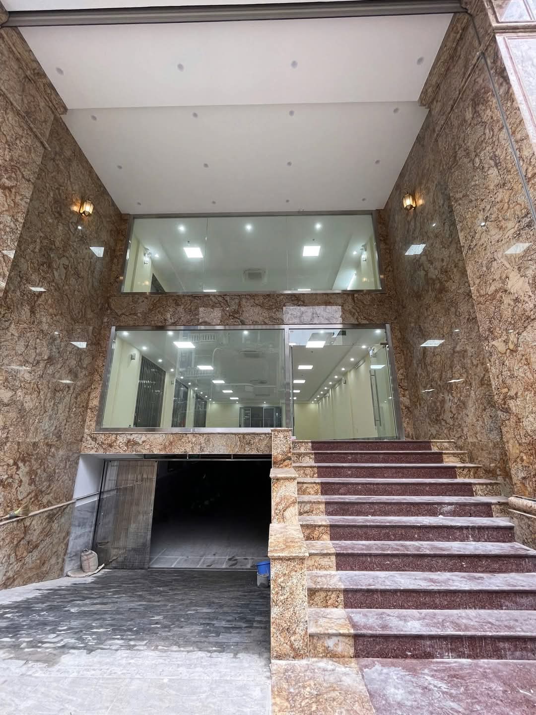 MẶT PHỐ TRUNG LIỆT ĐỐNG ĐA, VỊ TRÍ ĐẸP LÔ GÓC 8 TẦNG KINH DOANH. DT 200M2 GIÁ CHÀO 145 TỶ - Ảnh chính