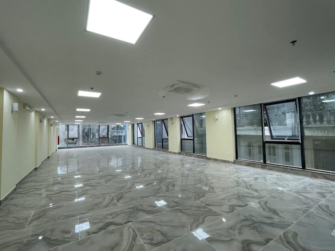 MẶT PHỐ TRUNG LIỆT ĐỐNG ĐA, VỊ TRÍ ĐẸP LÔ GÓC 8 TẦNG KINH DOANH. DT 200M2 GIÁ CHÀO 145 TỶ - Ảnh 4