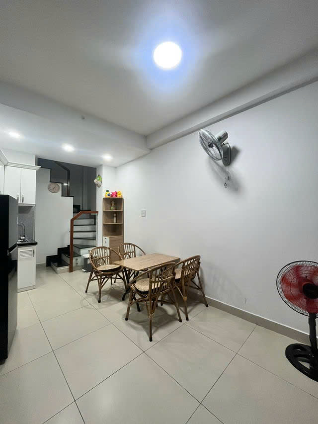 Nhà Mới 5Tầng Cách mặt Tiền 15M Hẻm Thẳng Xe Hơi Sổ Vuông 47m2 Gía 4,95 Tỷ Thương Lượng - Ảnh 1