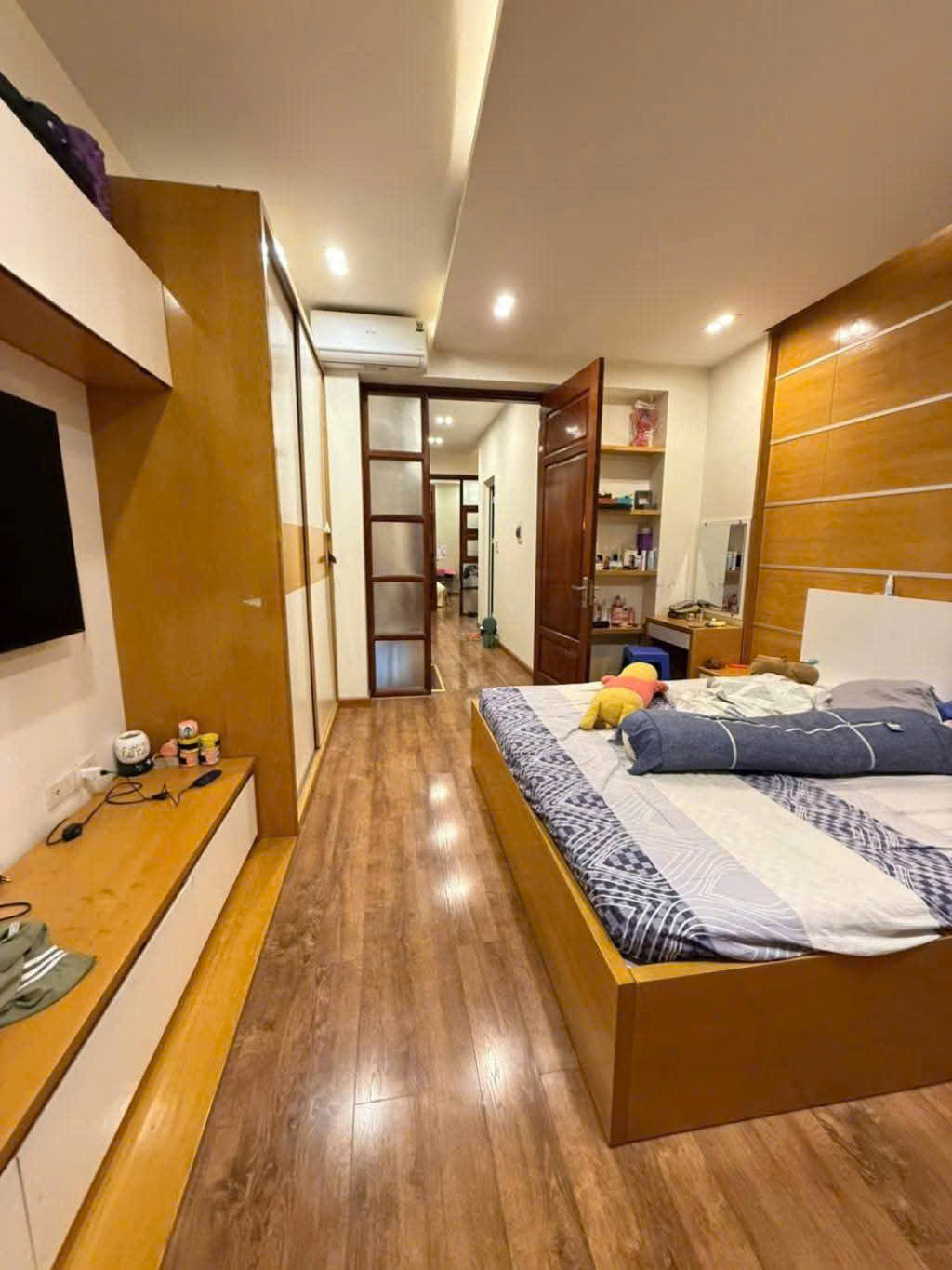 BÁN NHÀ PHÂN LÔ NGUYỄN VĂN HUYÊN, VỈA HÈ, ÔTÔ TRÁNH, KINH DOANH, 48M2 CHỈ 16 TỶ 980 - Ảnh 1