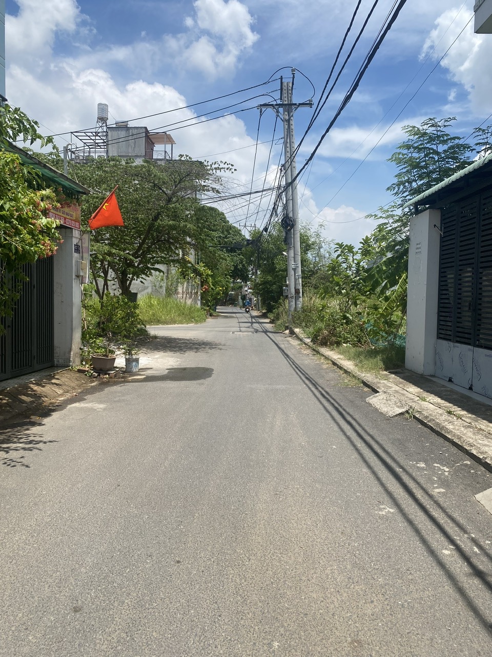 BÁN NHÀ 2 TẦNG – GẦN DỰ ÁN ĐÔNG TĂNG LONG – NGUYỄN DUY TRINH – QUẬN 9 - Ảnh chính