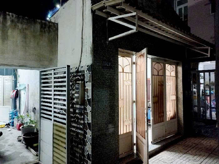 BÁN NHÀ HẺM XE HƠI PHẠM HỮU LẦU, 92M2, NHÀ CẤP 4, CHỈ 4.7 TỶ – SỔ VUÔNG CHÍNH CHỦ - Ảnh chính