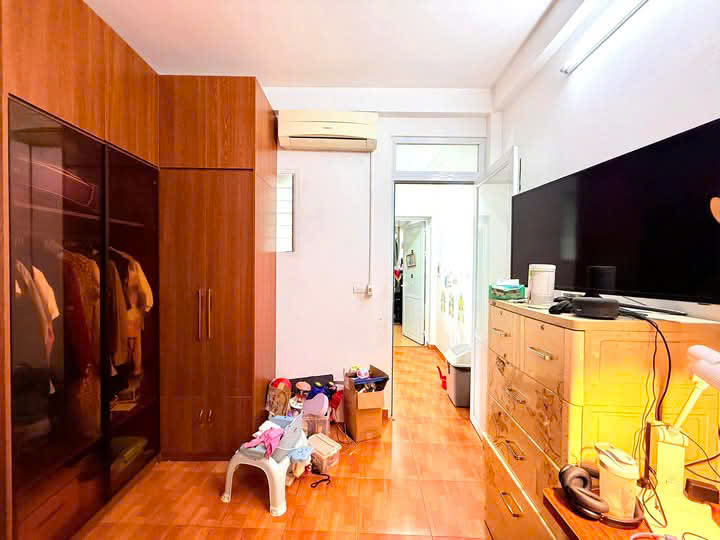 Chính chủ cần bán gấp nhà Hoàng Văn Thái 50m giá 13 tỷ khu phân lô quân đội , ô tô tránh - Ảnh 1