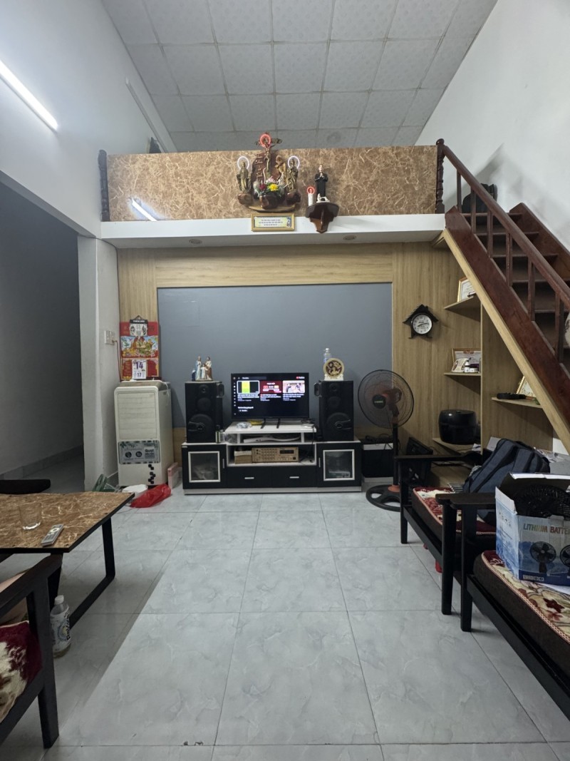 # Nhà Kiệt Thẳng gần MT Dũng Sĩ Thanh Khê, 70m2, ngang 5.2, sạch đẹp, 2.55 tỷ - Ảnh 3