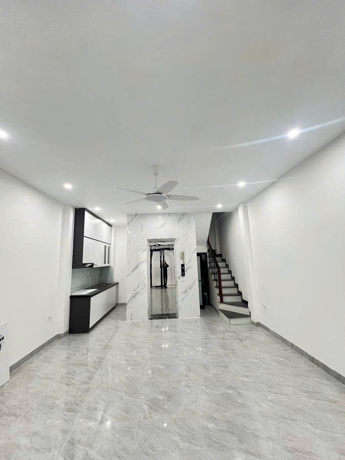 SIÊU PHẨM NHÀ MỚI – THANG MÁY – TRUNG TÂM BA ĐÌNH – PHÂN KHÚC 9 TỶ - 50M2 5 TẦNG MT 5M PHÂN KHÚC 9 - Ảnh 1