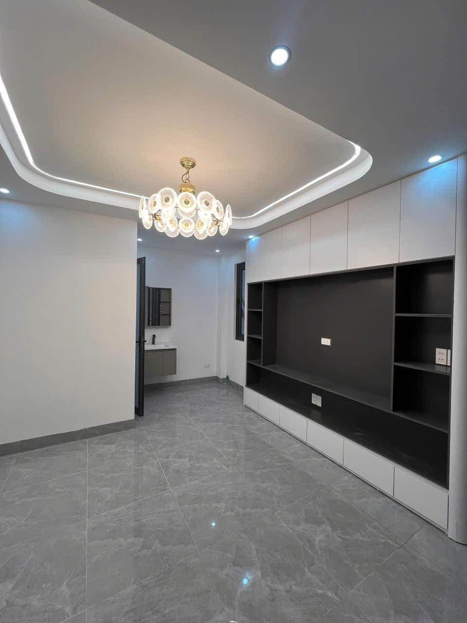 NHÀ HIẾM ! NGÕ THẲNG TẮP - VF3 ĐỖ CỬA - THÔNG SỐ VÀNG TRONG LÀNG NHÀ 30M2 - CHẮC CHẮN NHƯ DÂN XÂY - Ảnh 5